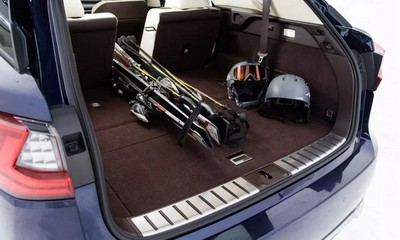 Багажное отделение Lexus RX 350L